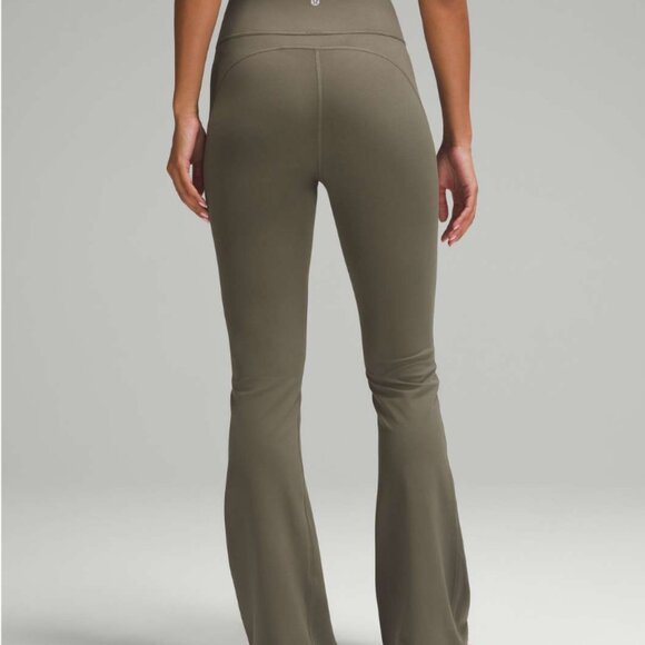 Groove Nulu Super-High-Rise Flared Pant *Regular - Picture 8 of 8